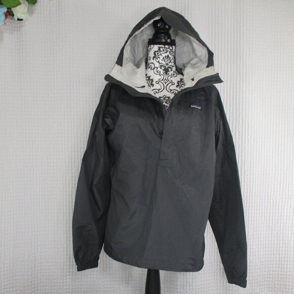 PATAGONIA Waterproof Pullover Gray Size Small